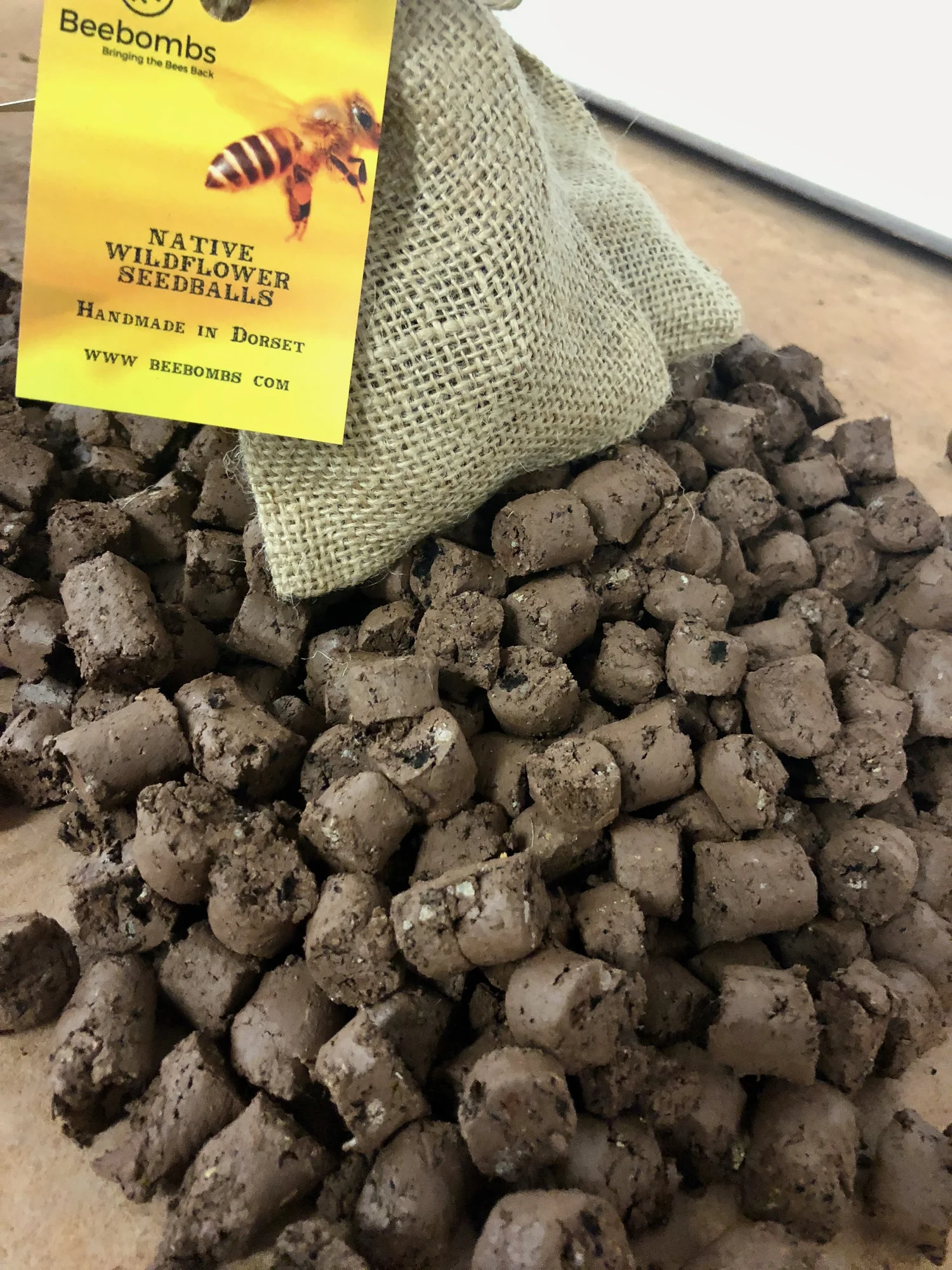 Bulk Beebombs by the Kilo. Native UK Wildflower Seedballs — Beebombs